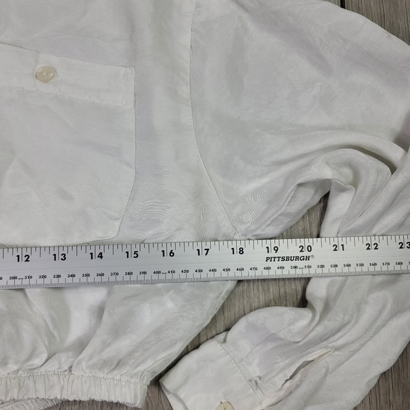 Zara Fillsens Ivory Elasticized Cropped Long Sleeve Button-Down Shirt - Picture 5 of 7